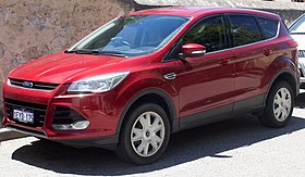 2015 Ford Kuga (TF II MY16) Ambiente wagon (2017-11-18) 01.jpg